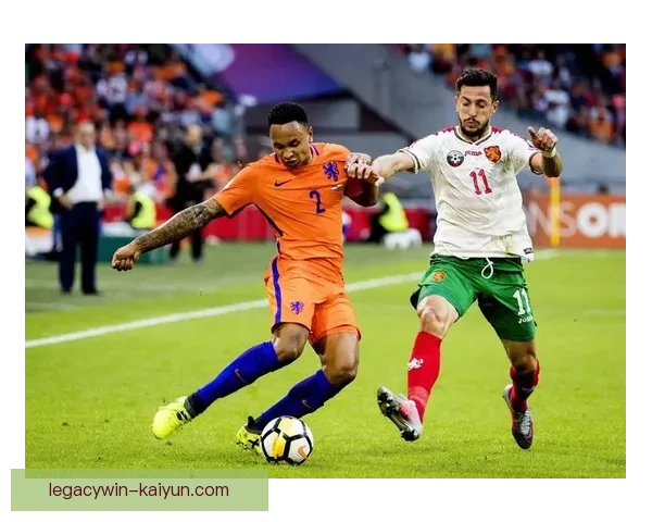 荷兰队成功晋级世界杯决赛圈，状态回暖值得关注