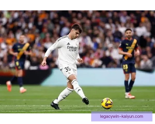 阿森西奥闪耀赛场，持续展现出色表现助球队迎来胜利